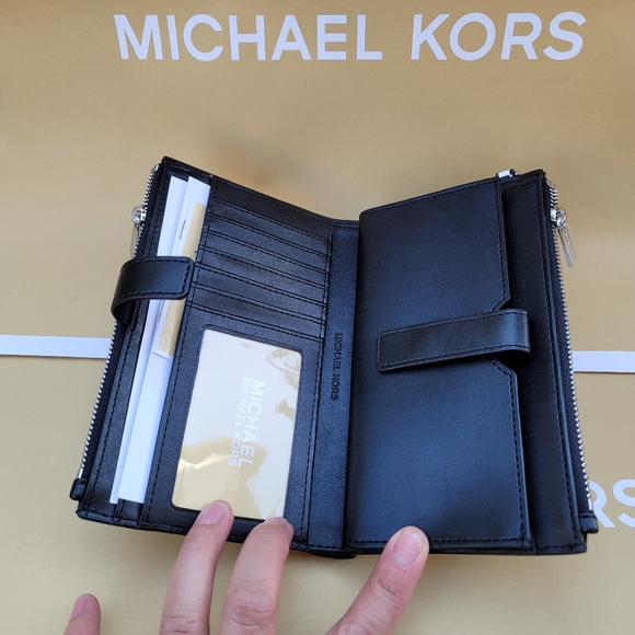 MICHAEL KORS JetSet Wallet NYC Style (Wallet Only) - Picture 3 of 4